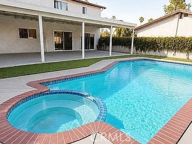 20054 Arminta, Winnetka, CA 91306