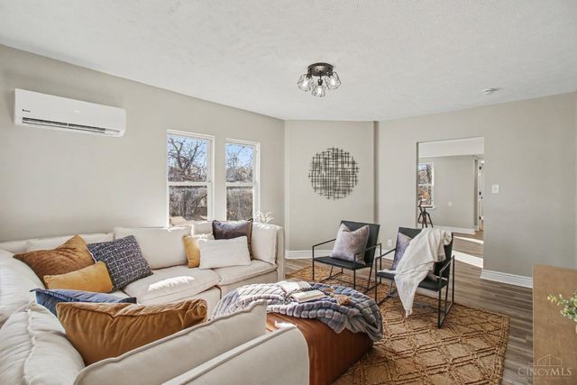 5317 Whetsel Avenue, Cincinnati, OH 45227