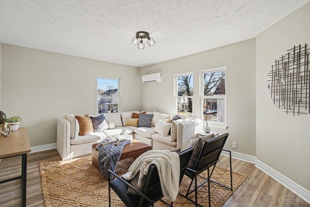 5317 Whetsel Avenue, Cincinnati, OH 45227