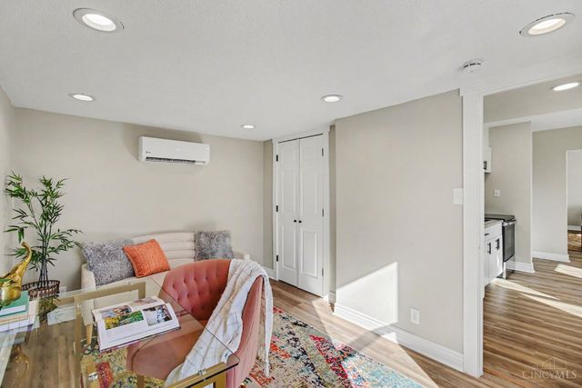 5317 Whetsel Avenue, Cincinnati, OH 45227