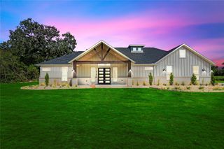 413 S Garrett Circle, Bellville, TX 77418