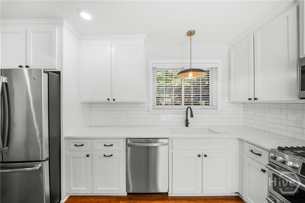 Image 10 of property listing at 1315 Brightwood Drive, Savannah, GA 31406