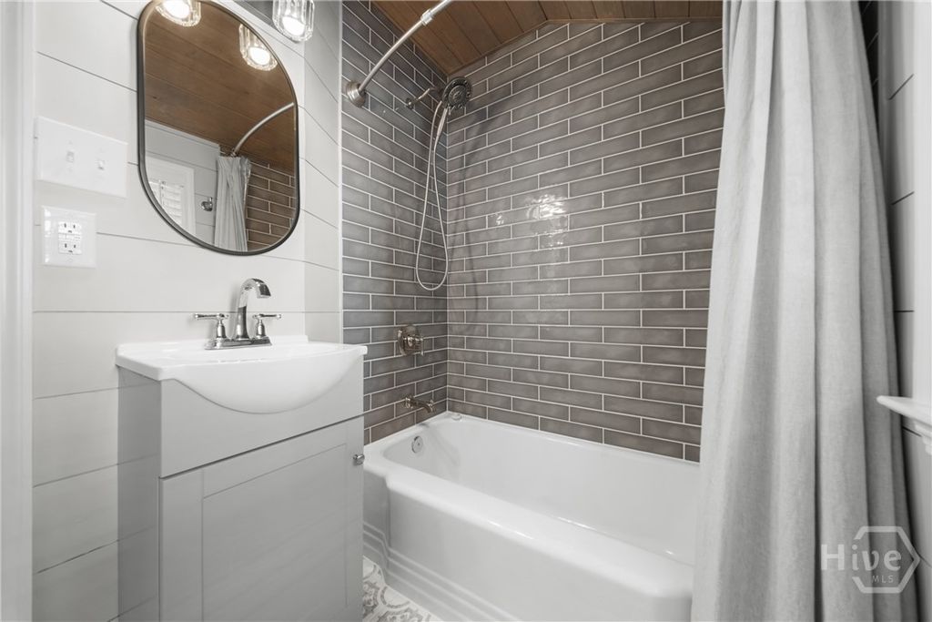 Image 20 of property listing at 1315 Brightwood Drive, Savannah, GA 31406