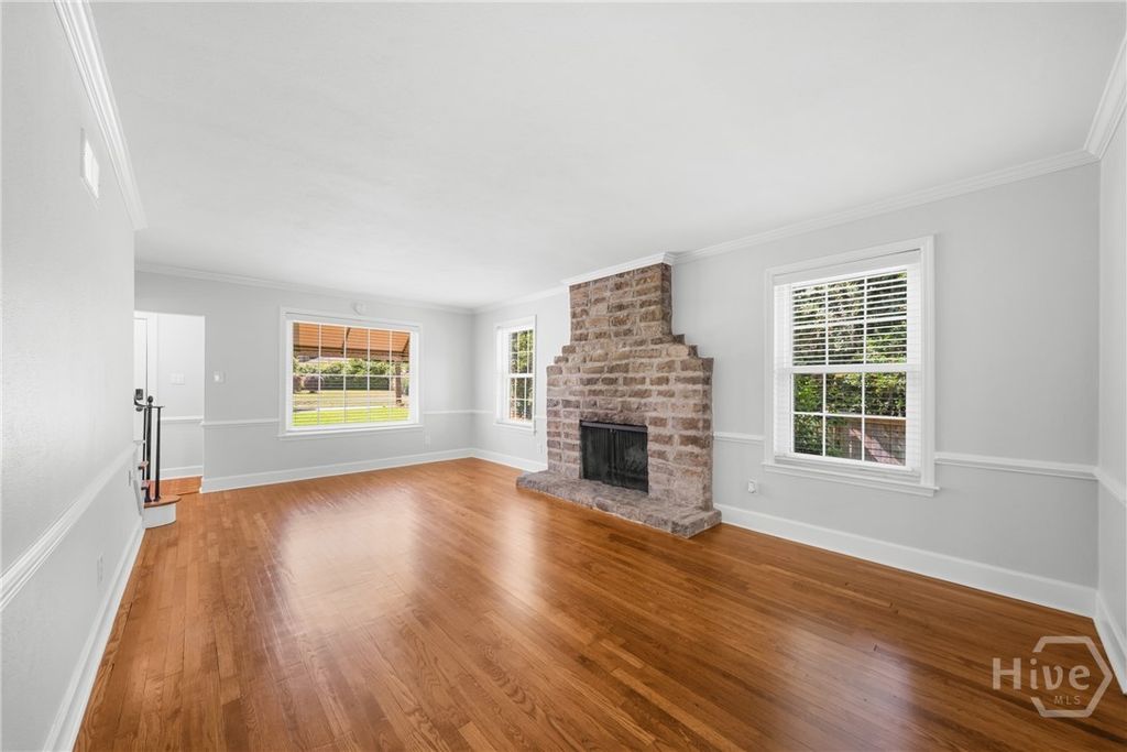 Image 6 of property listing at 1315 Brightwood Drive, Savannah, GA 31406
