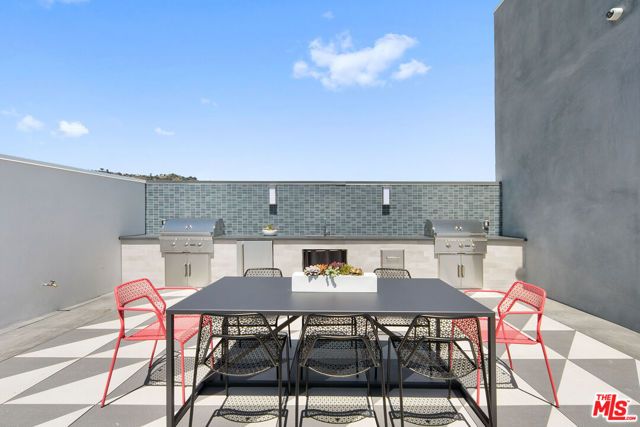 1001 N FAIRFAX Avenue PH6, West Hollywood, CA 90046