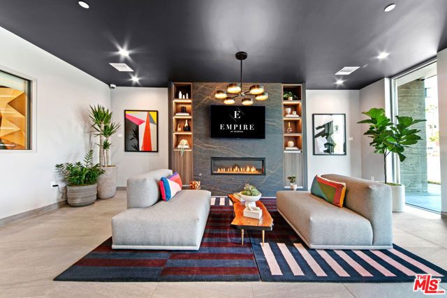 1001 N FAIRFAX Avenue PH6, West Hollywood, CA 90046