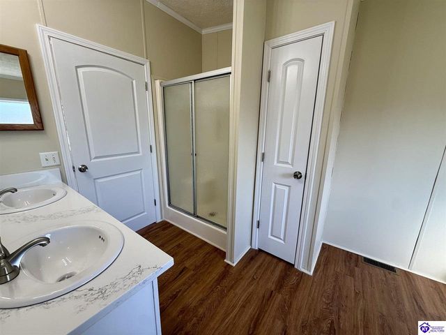 114 Carriage Way, Elizabethtown, KY 42701
