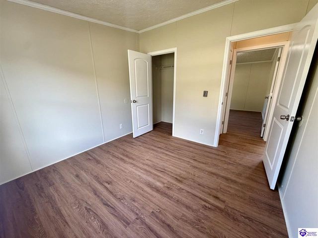 114 Carriage Way, Elizabethtown, KY 42701