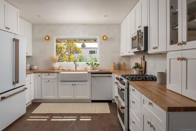 1025 Wilbur Ave, San Diego, CA 92109