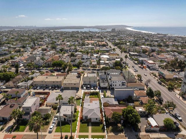 1025 Wilbur Ave, San Diego, CA 92109