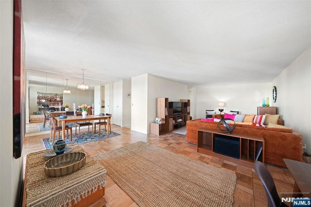 7855 Boulevard 1106, North Bergen, NJ 07047