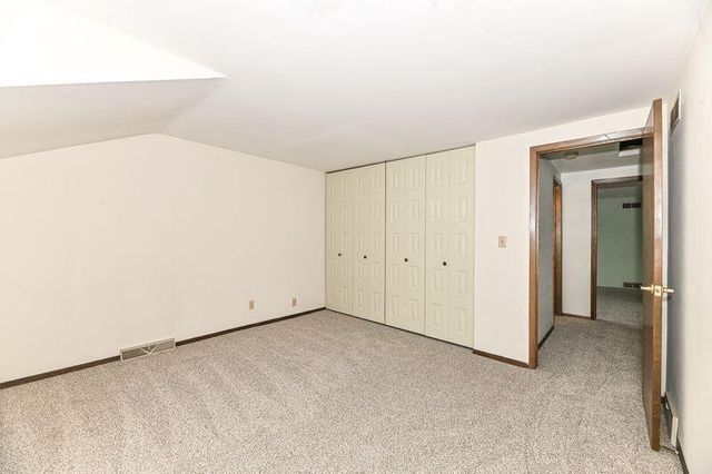 6216 W College AVENUE, Greendale, WI 53129