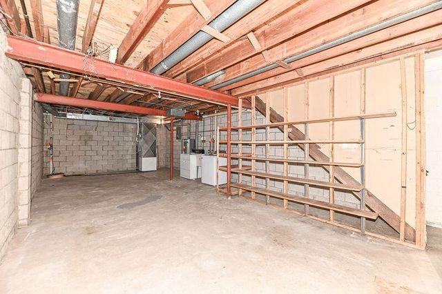 6216 W College AVENUE, Greendale, WI 53129