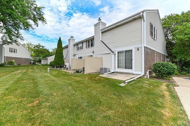 6216 W College AVENUE, Greendale, WI 53129