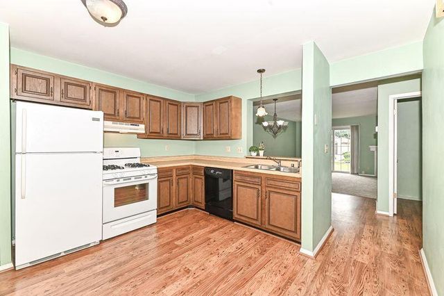 6216 W College AVENUE, Greendale, WI 53129
