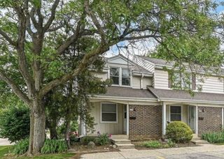 6216 W College AVENUE, Greendale, WI 53129