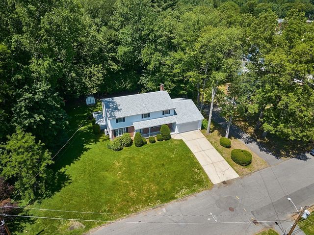 65 Blackberry Lane, Northampton, MA 01060