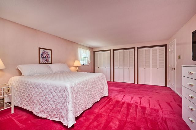 65 Blackberry Lane, Northampton, MA 01060