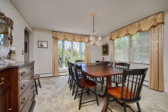 65 Blackberry Lane, Northampton, MA 01060