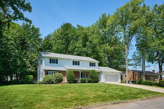 65 Blackberry Lane, Northampton, MA 01060
