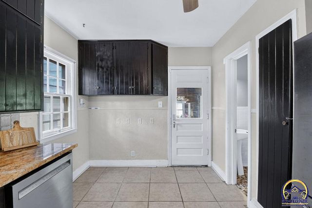 3115 SW 11th ST, Topeka, KS 66604