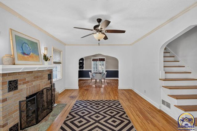 3115 SW 11th ST, Topeka, KS 66604