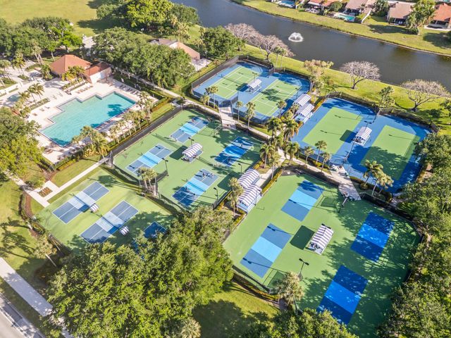 3611 36th Way, West Palm Beach, FL 33407