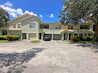 108 SW Peacock Boulevard 5-105, Port St Lucie, FL 34986