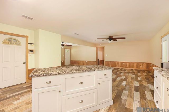 14929 Bear Island Rd, Maurepas, LA 70449