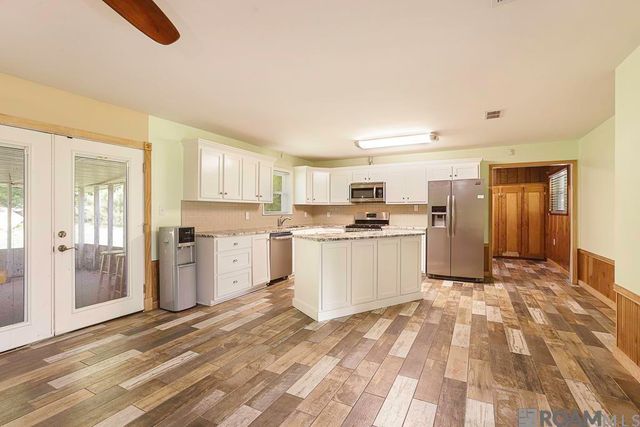 14929 Bear Island Rd, Maurepas, LA 70449