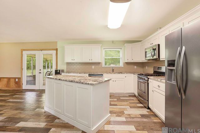 14929 Bear Island Rd, Maurepas, LA 70449