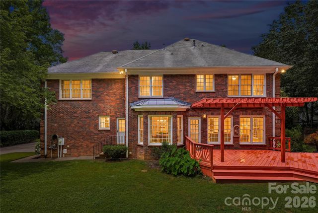 201 Old Bell Road, Charlotte, NC 28270