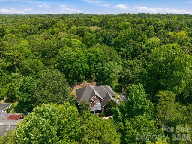 201 Old Bell Road, Charlotte, NC 28270