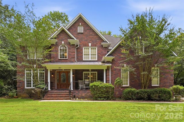 201 Old Bell Road, Charlotte, NC 28270