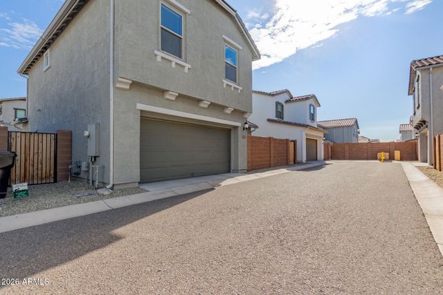 14223 W BRONCO Trail, Surprise, AZ 85387