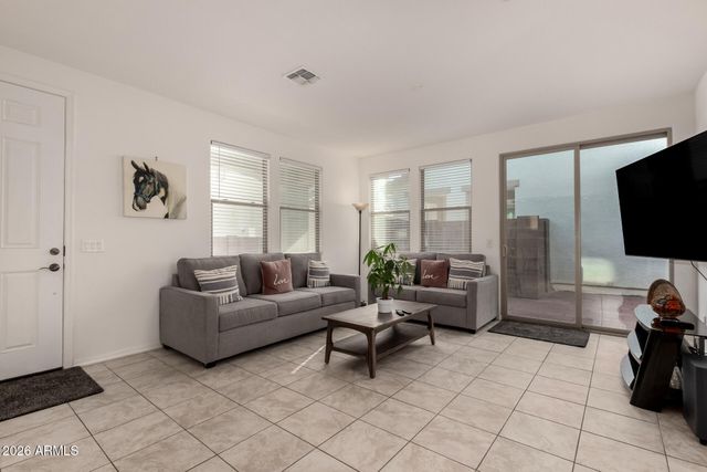 14223 W BRONCO Trail, Surprise, AZ 85387