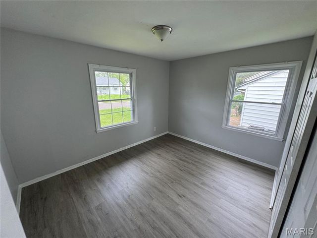 9838 Monarch Drive, St Louis, MO 63136