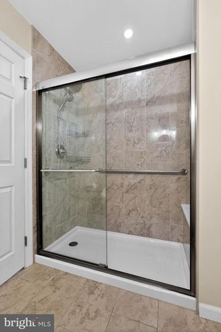 56 LIBERTY DR, Bensalem, PA 19020