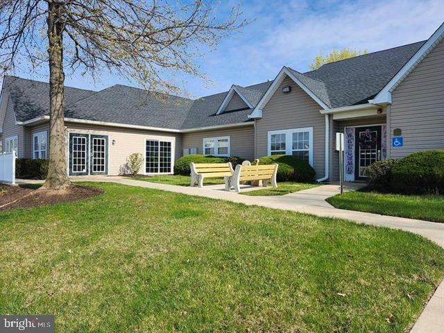 56 LIBERTY DR, Bensalem, PA 19020