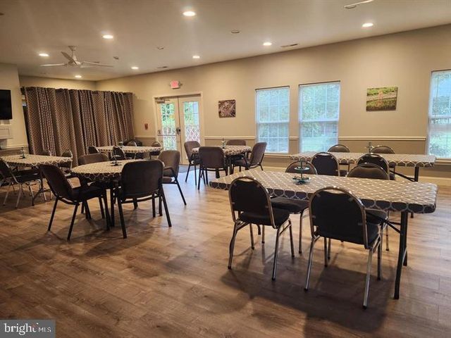 56 LIBERTY DR, Bensalem, PA 19020