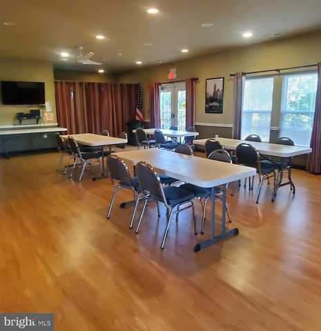 56 LIBERTY DR, Bensalem, PA 19020