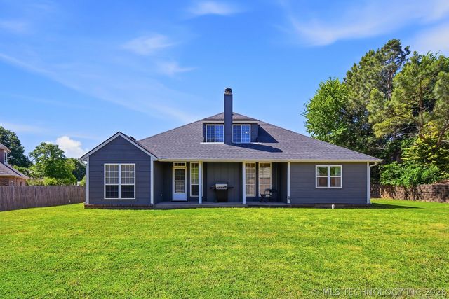 2702 Highwood Drive, Claremore, OK 74017