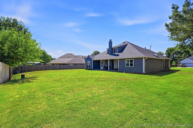 2702 Highwood Drive, Claremore, OK 74017