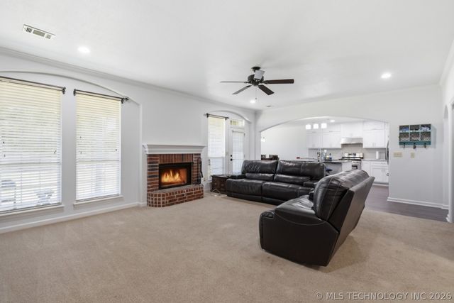 2702 Highwood Drive, Claremore, OK 74017