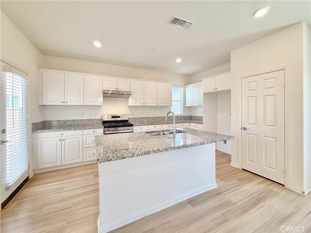 7155 Citrus Ave 227, Fontana, CA 92336