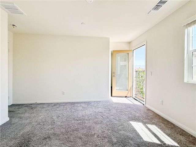 7155 Citrus Ave 227, Fontana, CA 92336
