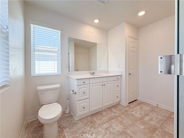 7155 Citrus Ave 227, Fontana, CA 92336