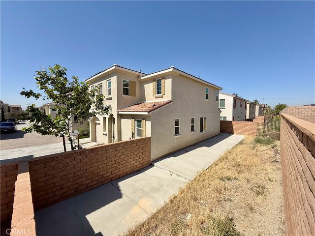 7155 Citrus Ave 227, Fontana, CA 92336
