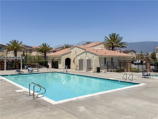 7155 Citrus Ave 227, Fontana, CA 92336