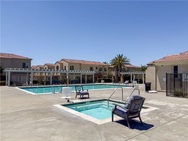 7155 Citrus Ave 227, Fontana, CA 92336